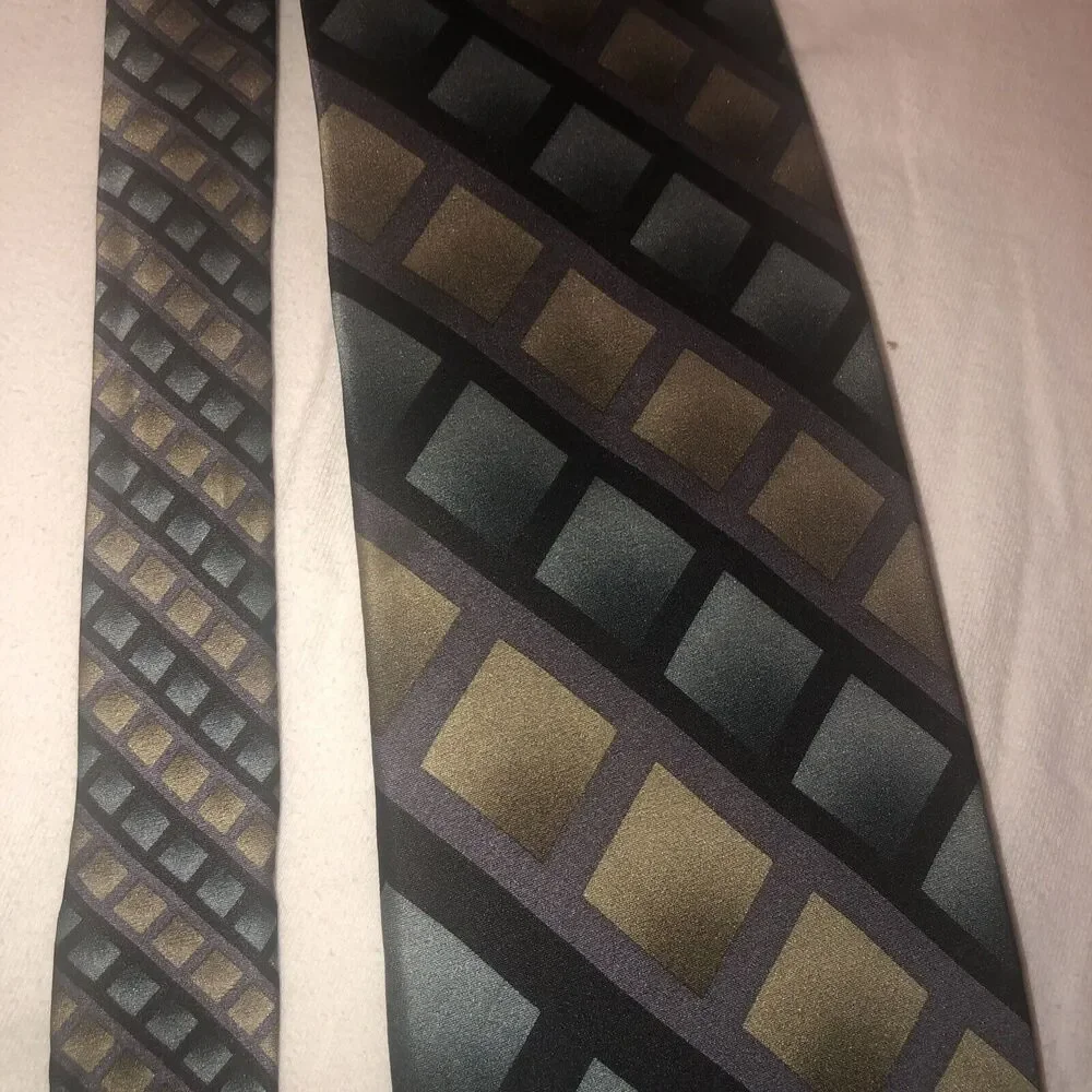 Jimmy V 100%‎ Silk Neck Tie Blue/Green Patterned/purple/black